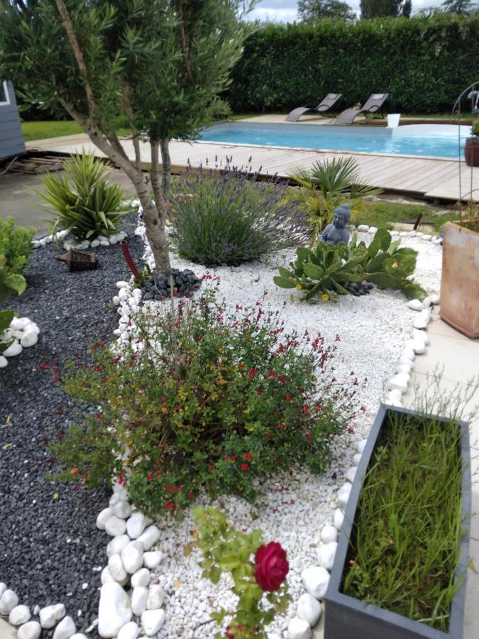 Petit Coin De Charme Villa Seyresse Exterior photo